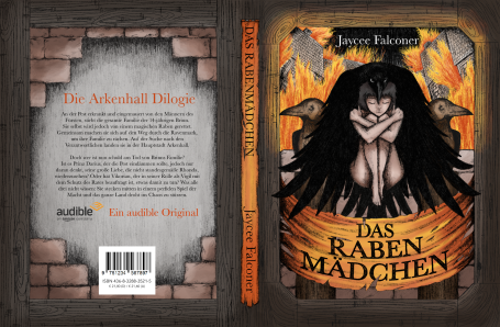 Cover von "Das Rabenmädchen". Ein Mädchen wird von einem Raben umarmt. Im Hintergrund sind zwei Raben aus Holz und eine brennende Stadt.